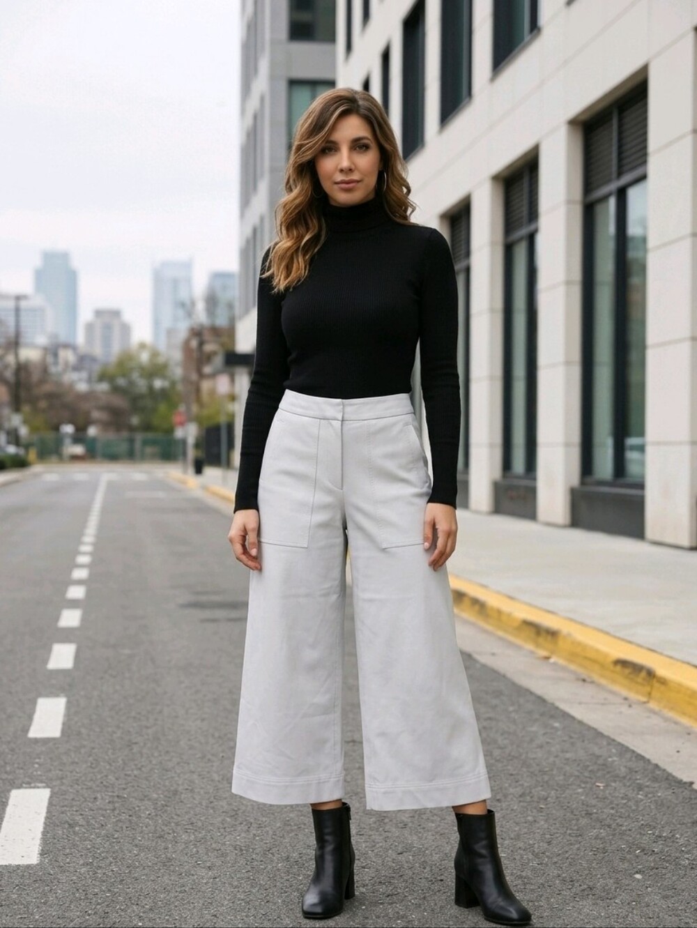 Spanx SZ M White Wide Leg Crop Stretch Twill Pants Pull On Neutral